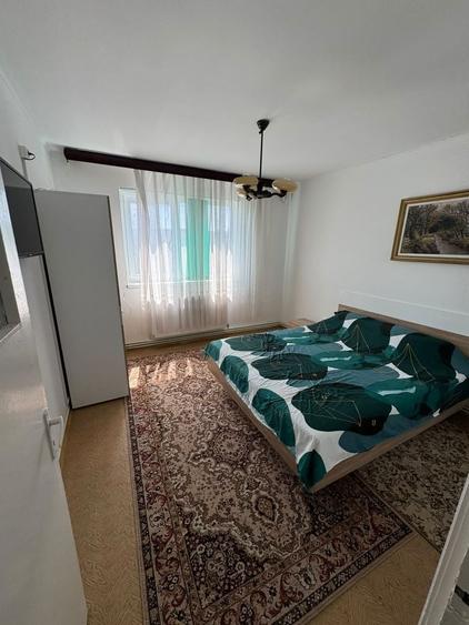 Apartament cu 3 camere decomandat în Tomis Nord