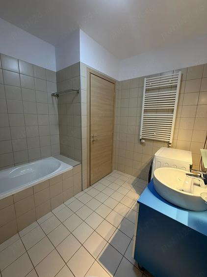 Apartament cu 2 camere decomandat în Titan