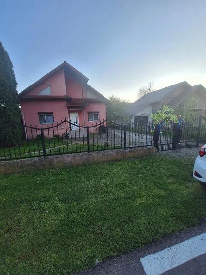 Casa de vanzare - 1