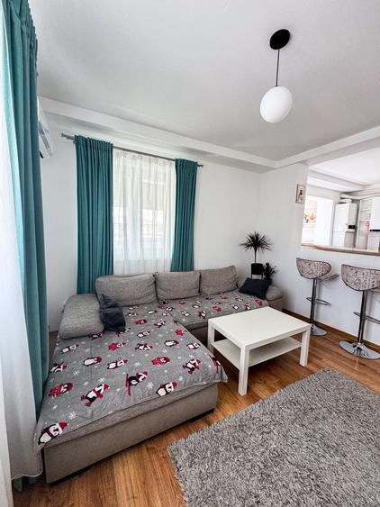 Apartament cu 2 camere decomandat în Giroc