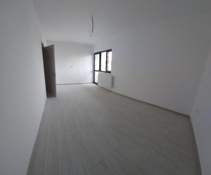 Casa tip Duplex-4 camere si mansarda la cheie, 250 mp teren - 1