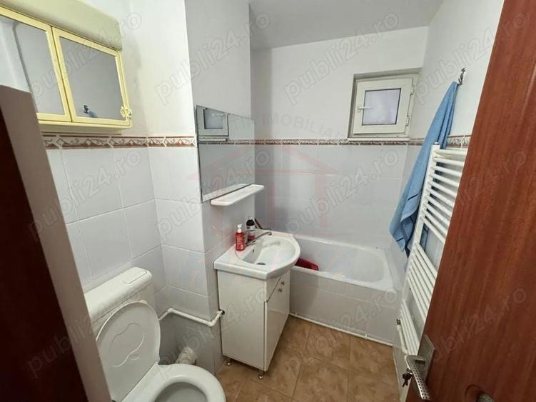 Apartament cu 2 camere decomandat, mobilat în Micro 19