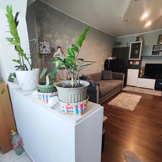 Apartament cu 3 camere decomandat, mobilat în Drumul Taberei