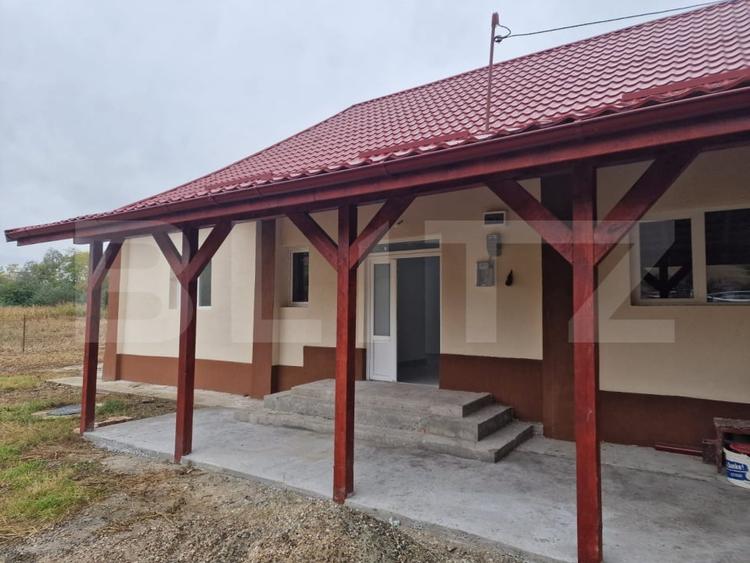 Duplex cu 4 camere cu Teren 1000 Mp în Căianu