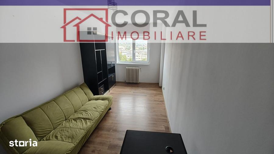 Apartament cu 3 camere în Decebal
