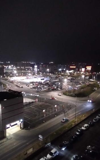 Garsonieră decomandată în Central