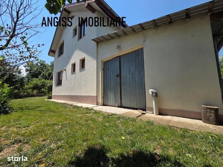 Casă cu 4 camere cu Teren 1500 Mp în Mineri