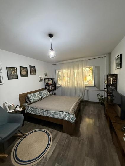 Apartament cu 2 camere decomandat în Tineretului