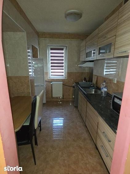 Apartament cu 3 camere în Circumvalațiunii