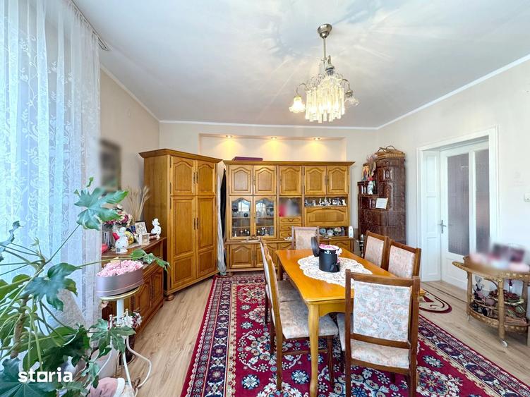 Casă cu 4 camere cu Teren 396 Mp în Central