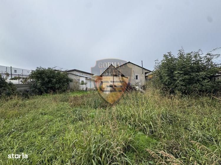 Casă cu 4 camere în Palazu Mare