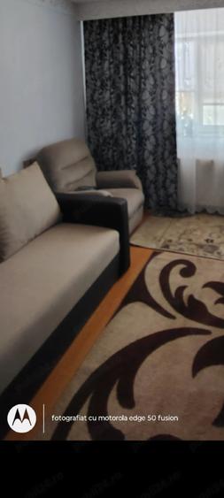 Apartament cu 3 camere decomandat în Sud