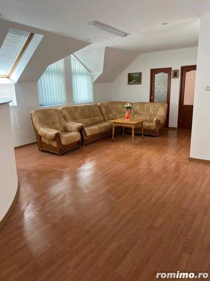 Spațiu comercial, de 182 mp, în Central