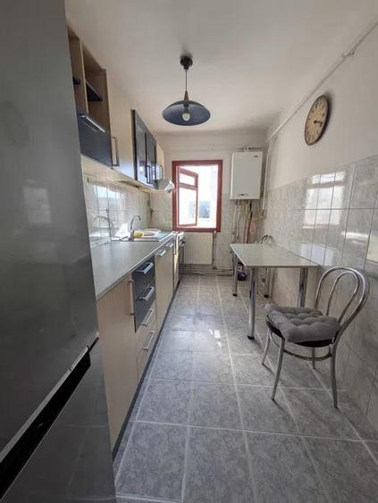 Apartament cu 2 camere decomandat, mobilat în Gară