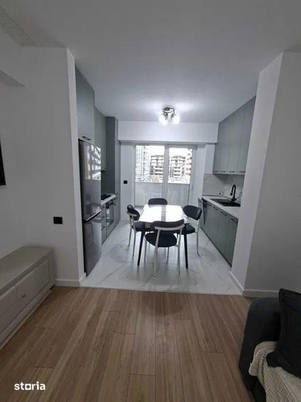 Apartament cu 2 camere semidecomandat, mobilat în Eminescu