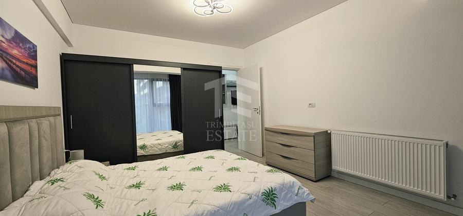 Apartament cu 2 camere semidecomandat, mobilat în Central
