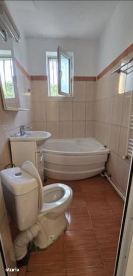 Apartament cu 3 camere în Copou