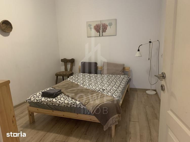 Casă cu 8 camere cu Teren 203 Mp în Ultracentral