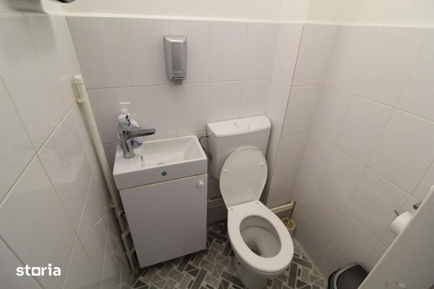 Spațiu comercial, de 40 mp, în Central