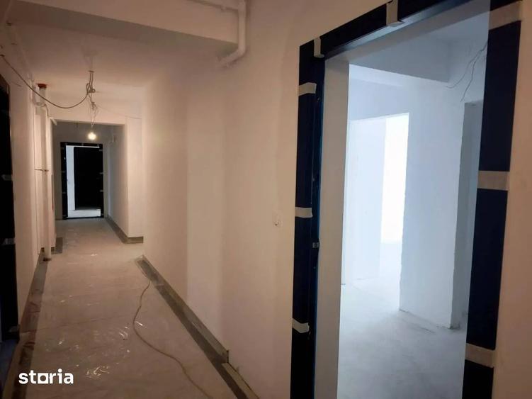 Apartament cu 2 camere decomandat în Theodor Pallady