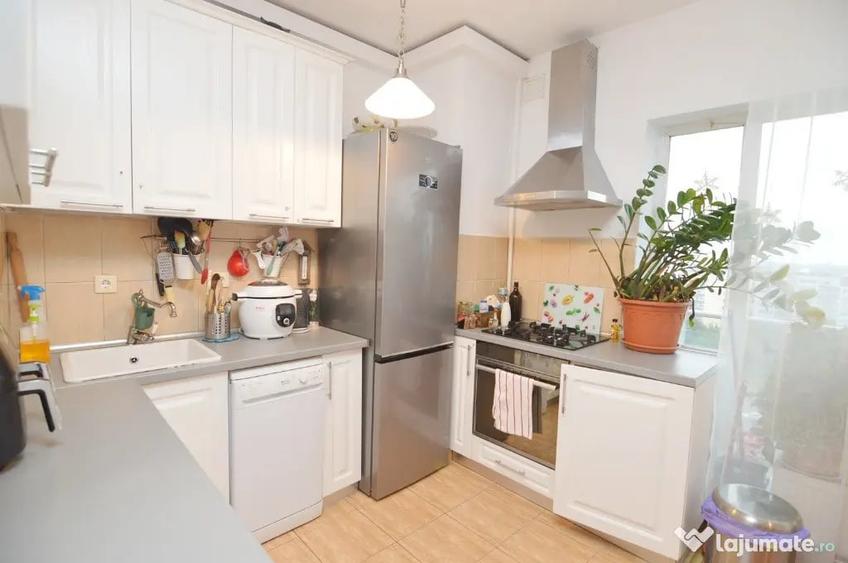 Apartament cu 2 camere semidecomandat în Titan