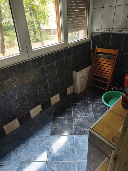 Apartament cu 3 camere semidecomandat în Drumul Taberei