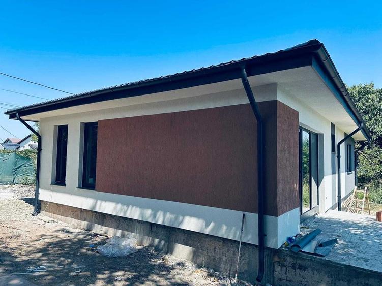 Casă cu 3 camere în Central