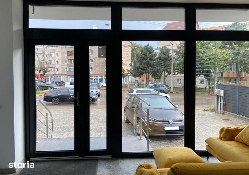 Spațiu comercial, de 300 mp, în Burdujeni