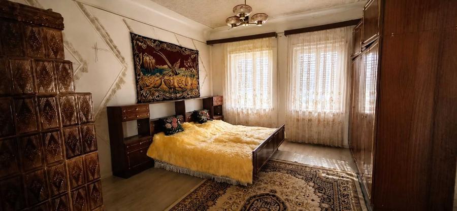 Casă cu 4 camere în Bozovici