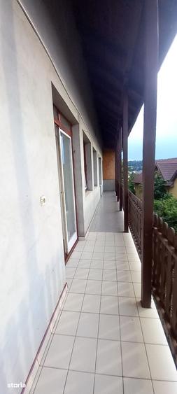 Apartament cu 5 camere în Central