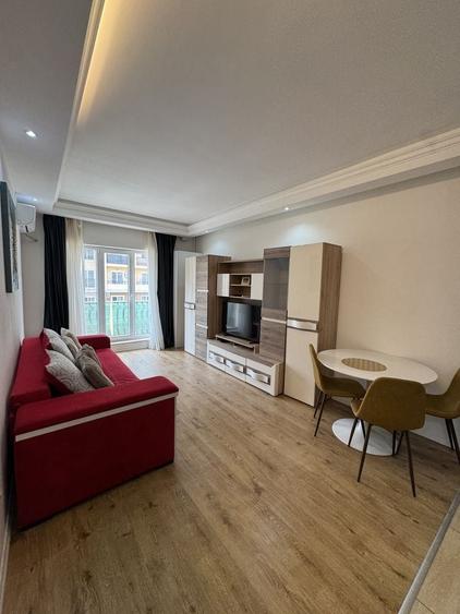 Apartament cu 2 camere decomandat în Tunari