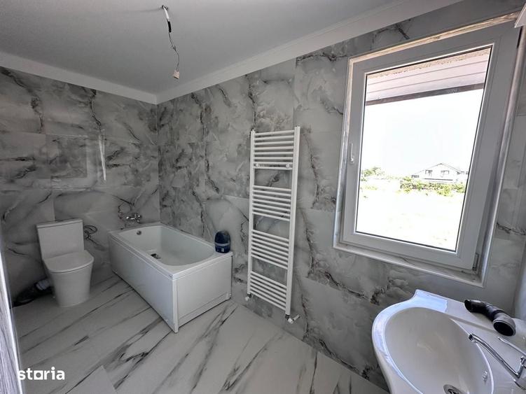 Casă cu 3 camere cu Teren 260 Mp în Clinceni