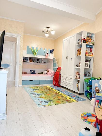 Casă cu 4 camere în Hlincea