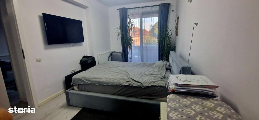 Apartament cu 3 camere în Crângași