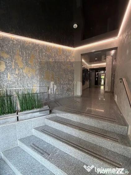 Apartament cu 3 camere decomandat în Mihai Bravu