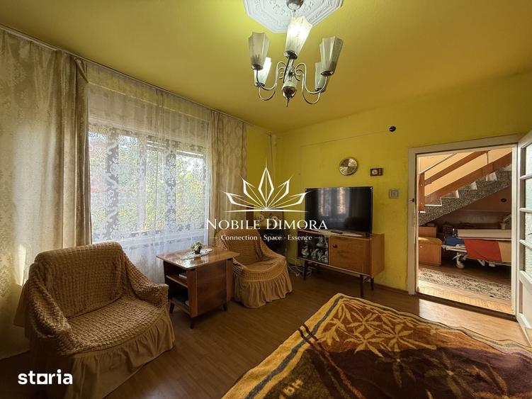 Casă cu 4 camere cu Teren 398 Mp în Central