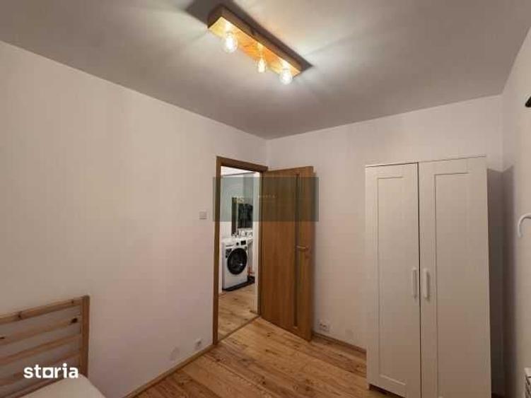 Apartament cu 4 camere decomandat în Astra