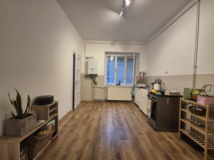 Apartament cu 2 camere circular, mobilat în Centrul Civic
