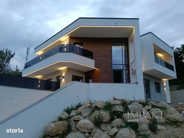 Casă cu 4 camere în Central