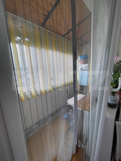Apartament cu 2 camere semidecomandat, mobilat în Câmpia Turzii