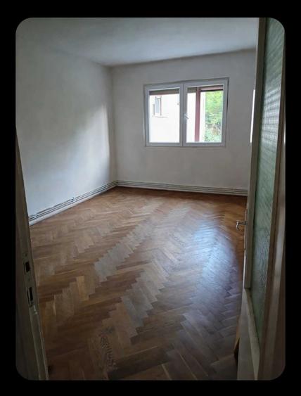 Apartament cu 2 camere decomandat în Astra