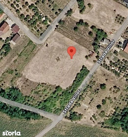 Teren de 4600 mp, în Central