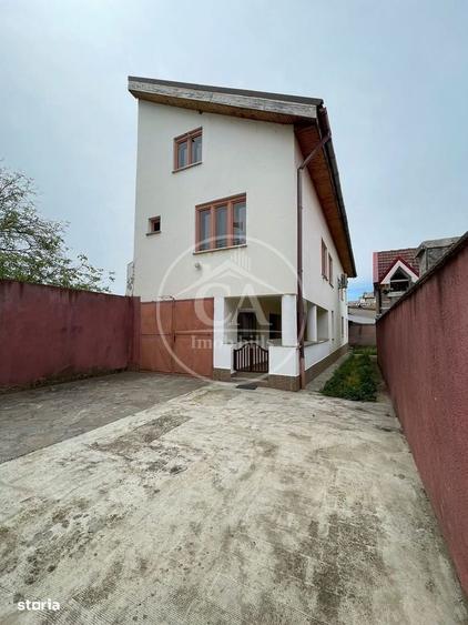 Casa de vanzare cu 8 camere de tip P+E+M in zona Rogerius, Oradea - 20