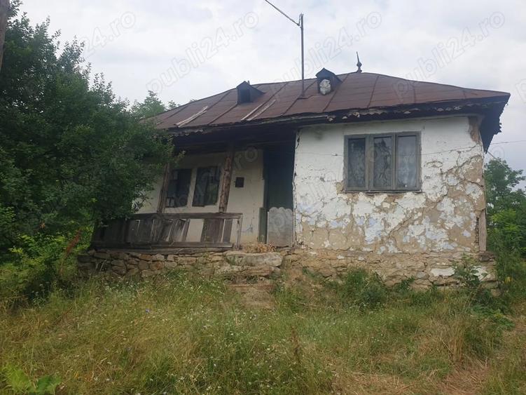 Casă cu 3 camere în Tega