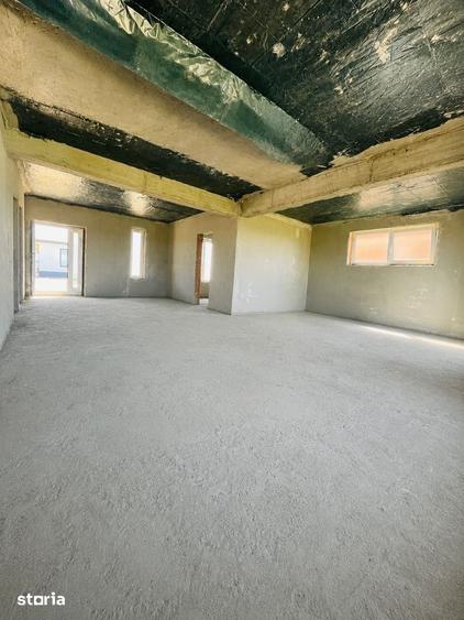 Casă cu 4 camere cu Teren 501 Mp în Sânmartin