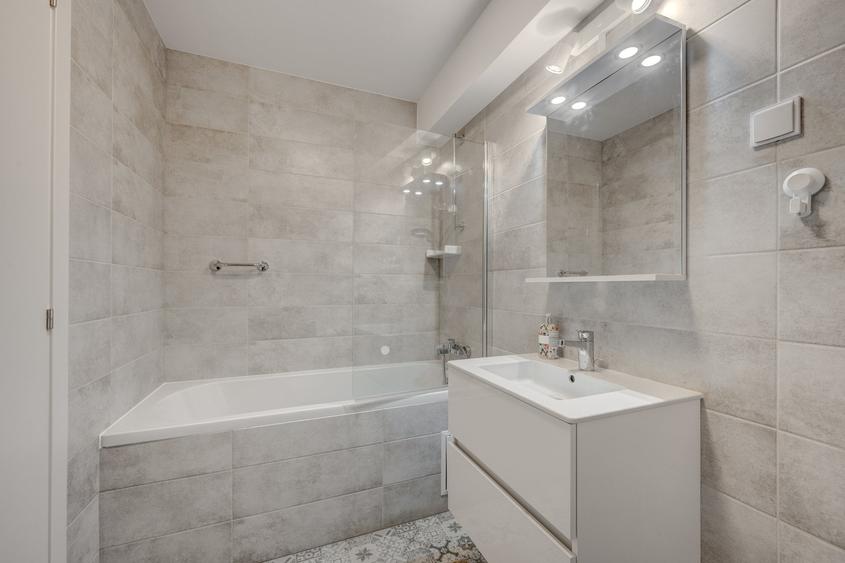 Apartament cu 2 camere decomandat, mobilat în Drumul Taberei