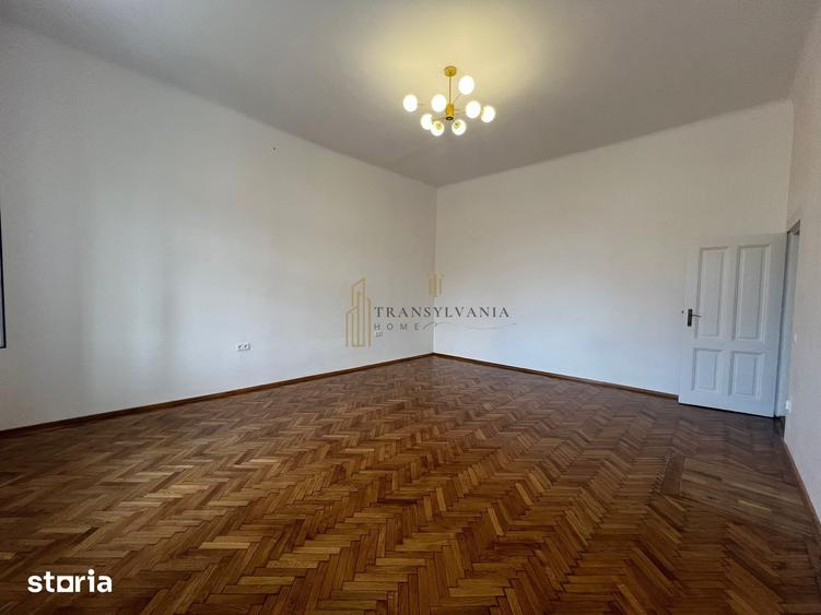 Apartament cu 2 camere decomandat în Ultracentral
