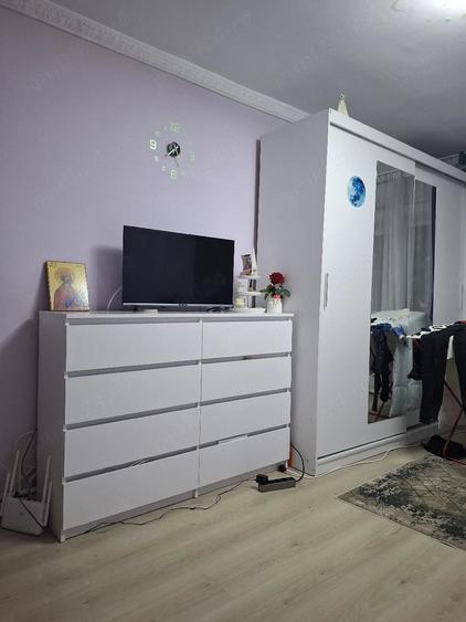 Apartament cu 2 camere decomandat, mobilat în Ostroveni