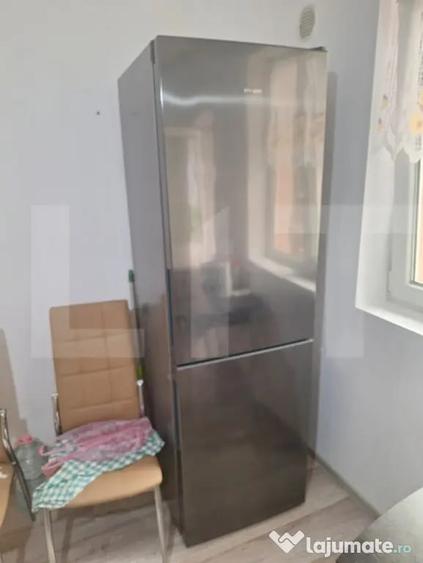Casă cu 4 camere cu Teren 495 Mp în Central