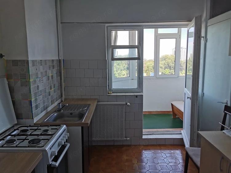 Apartament cu 2 camere decomandat în Brâncoveanu